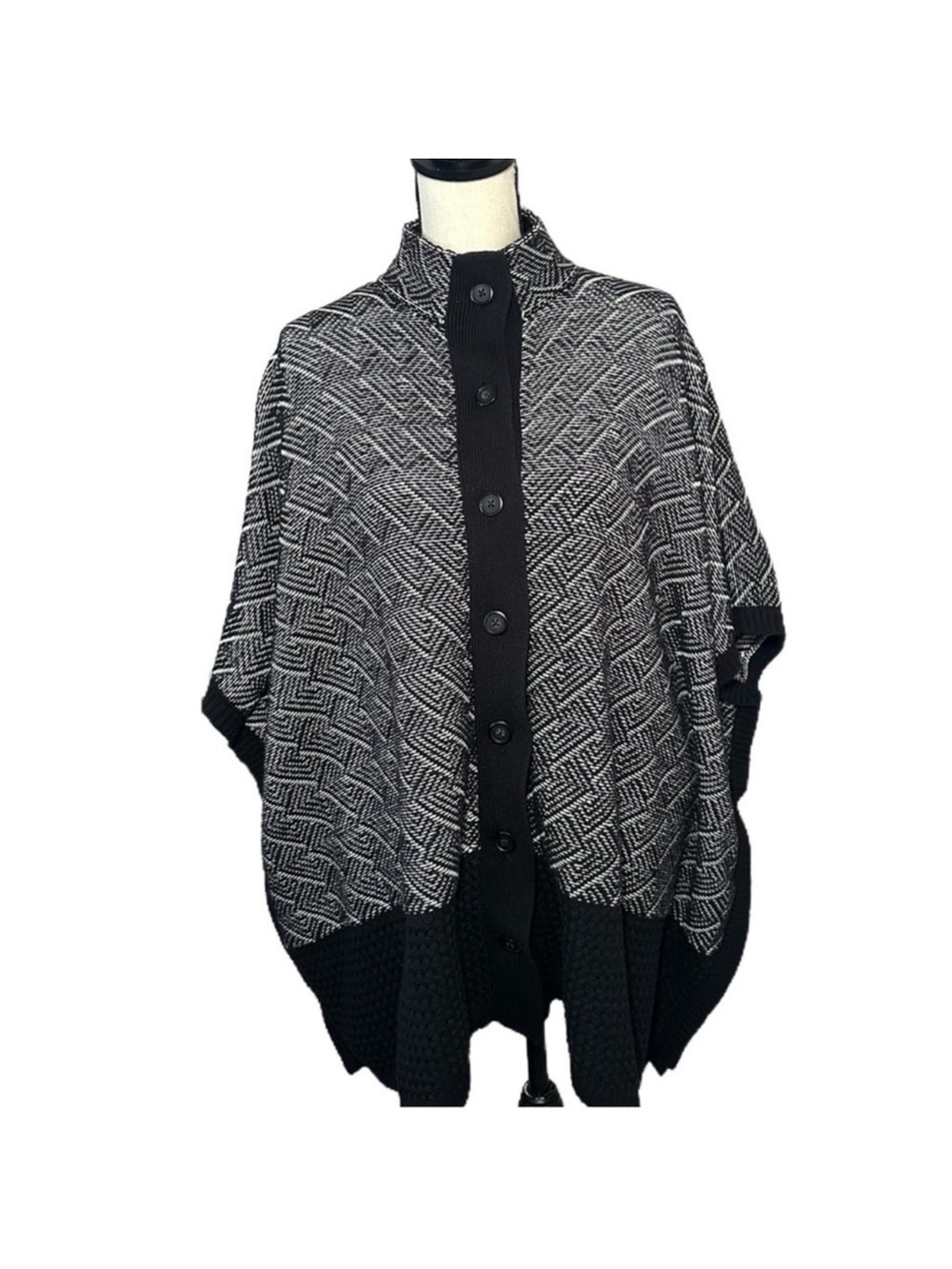 Black & White Textured Button-Front Women's Sweater Poncho